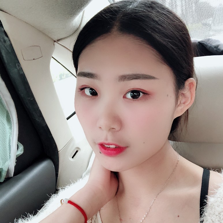 请对红红心动的照片