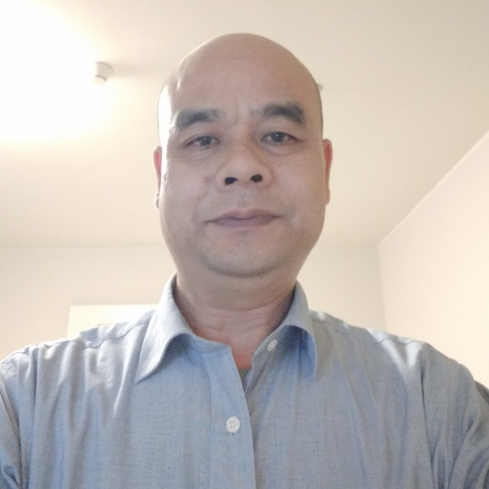 清秀路灯的照片