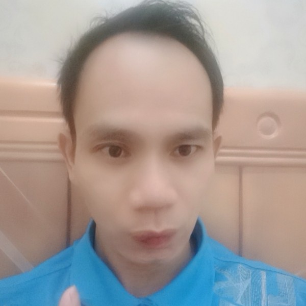 A爱笑的眼睛的照片