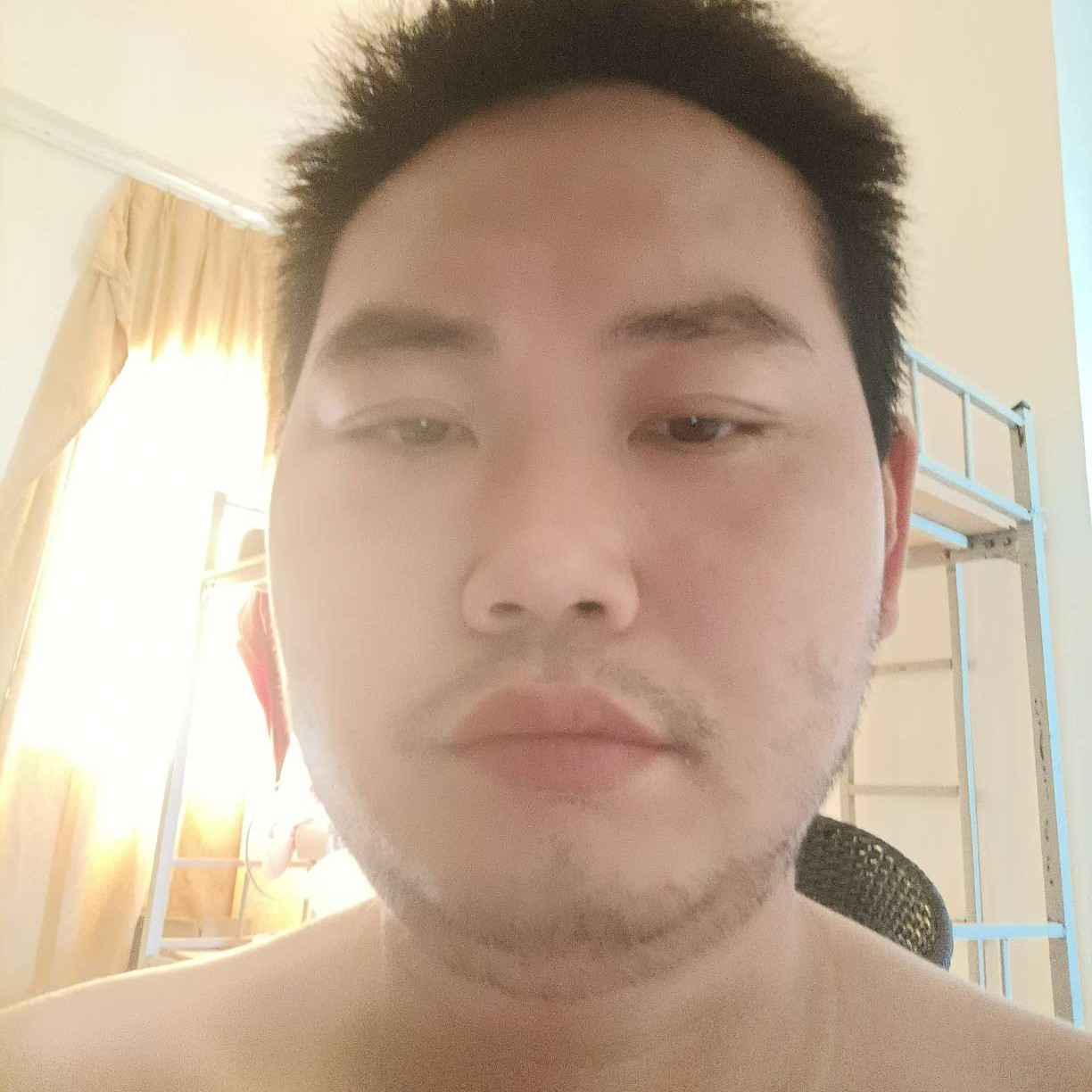 会撒娇给蝶衣的照片