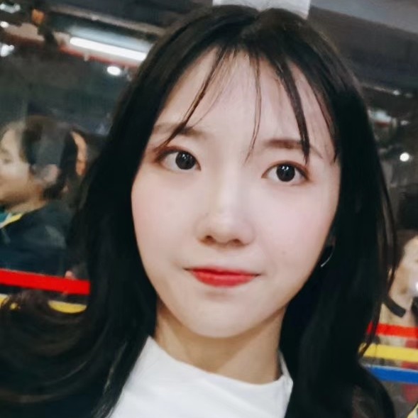 妹子mua的照片