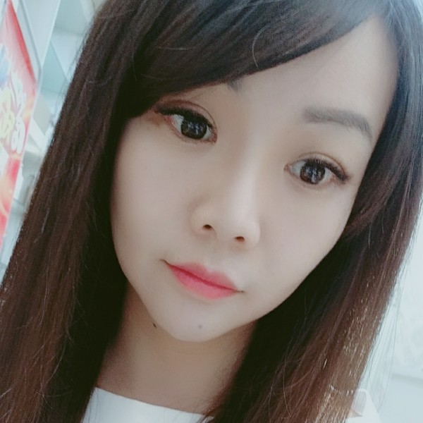 寒冷睫毛的照片