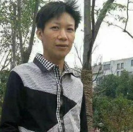 杨炼的照片