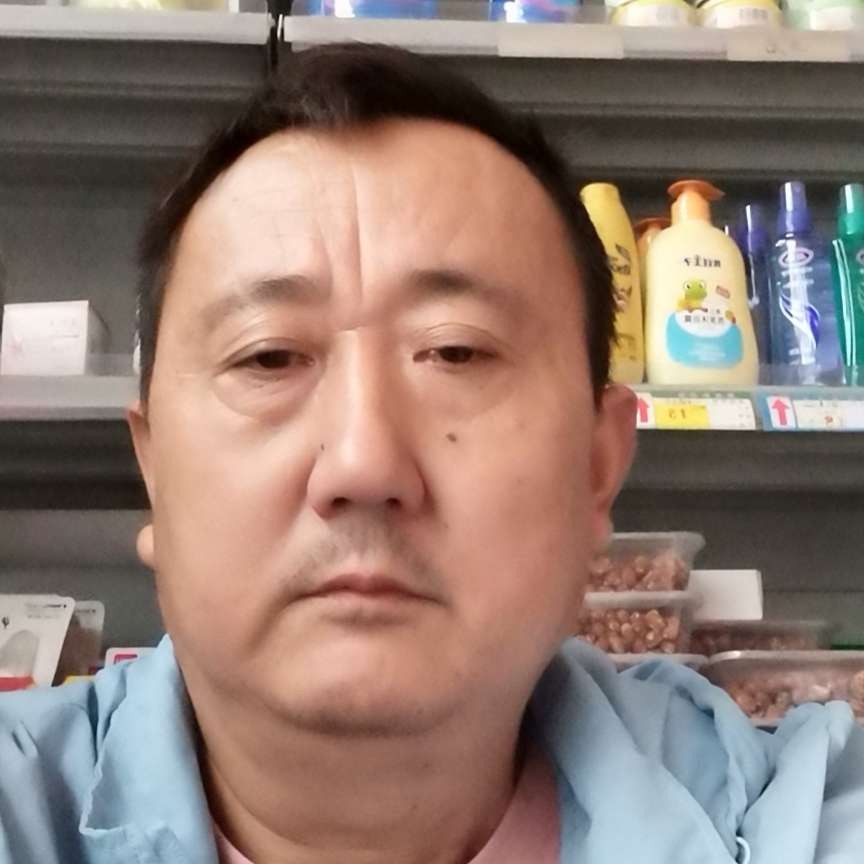 虚心的初雨的照片