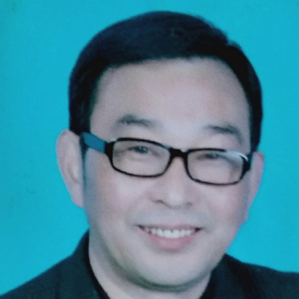 轩辕和欣慰的照片