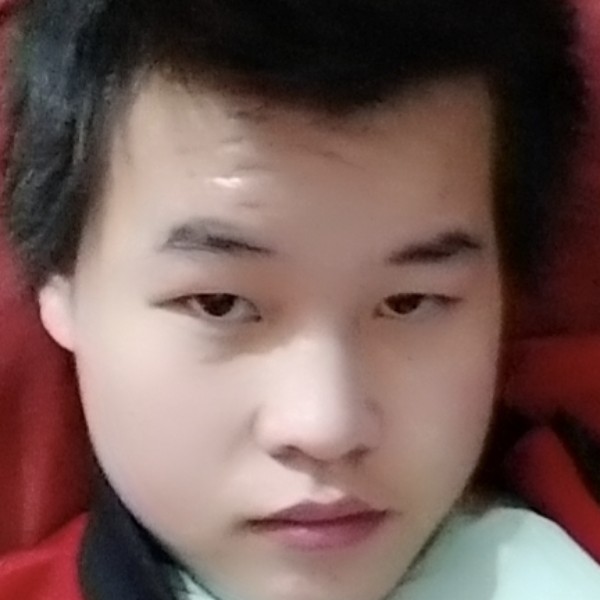 卖真心❤️的男孩的照片