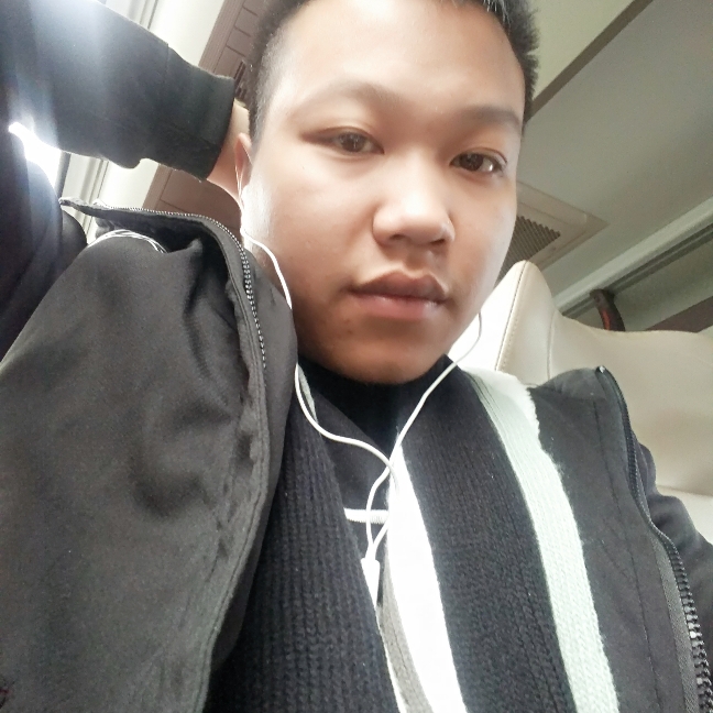 迅速水杯的照片