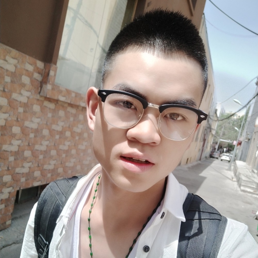 孝顺洛尘的照片