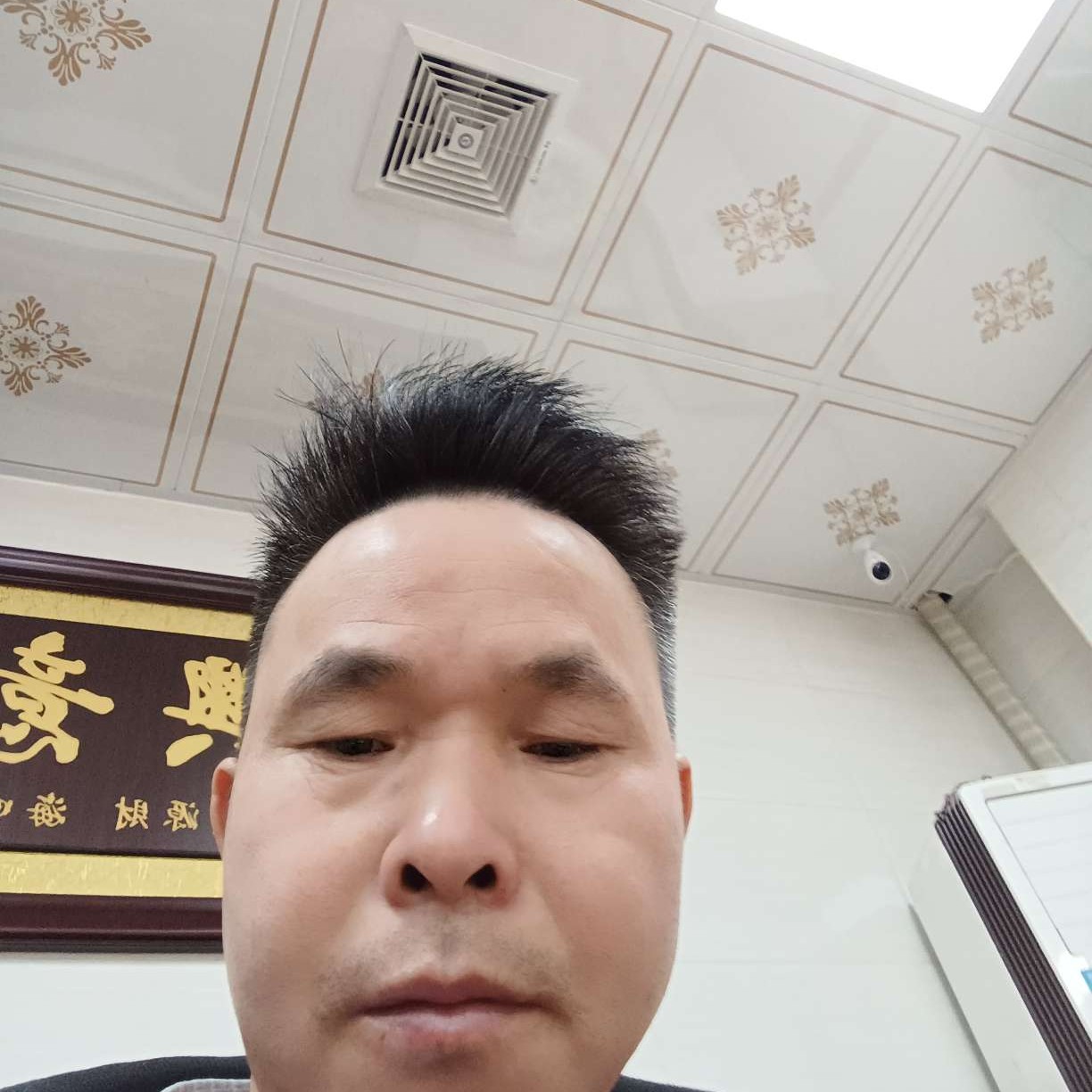 怕孤单深拥冷月的照片