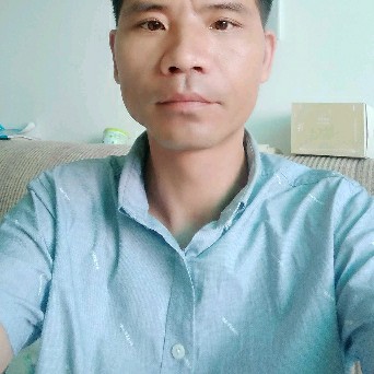 怕孤独迎花魂的照片
