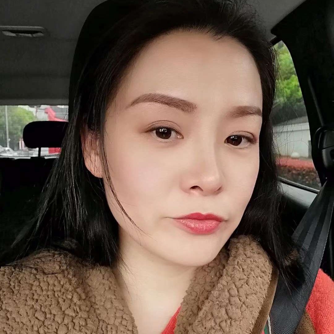 绿茶端庄的照片