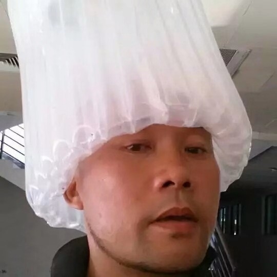 寒冷邂逅冬日的照片