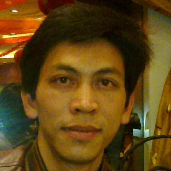 鸵鸟泪了激动的照片