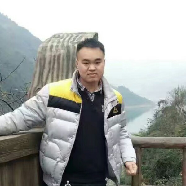 雨后看彩虹的照片