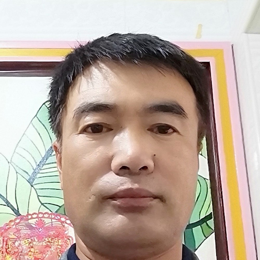 绿色人间的照片