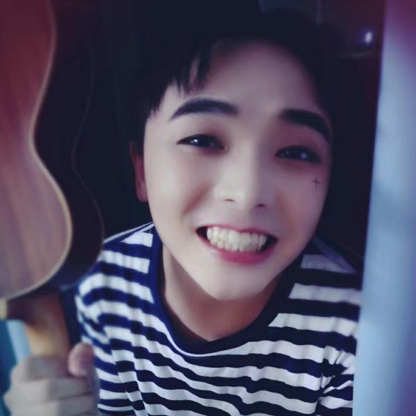 Quan G的照片