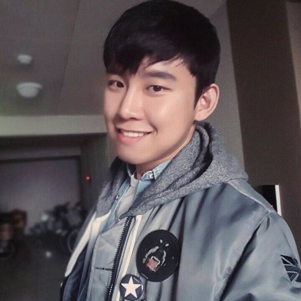 过时魔镜的照片