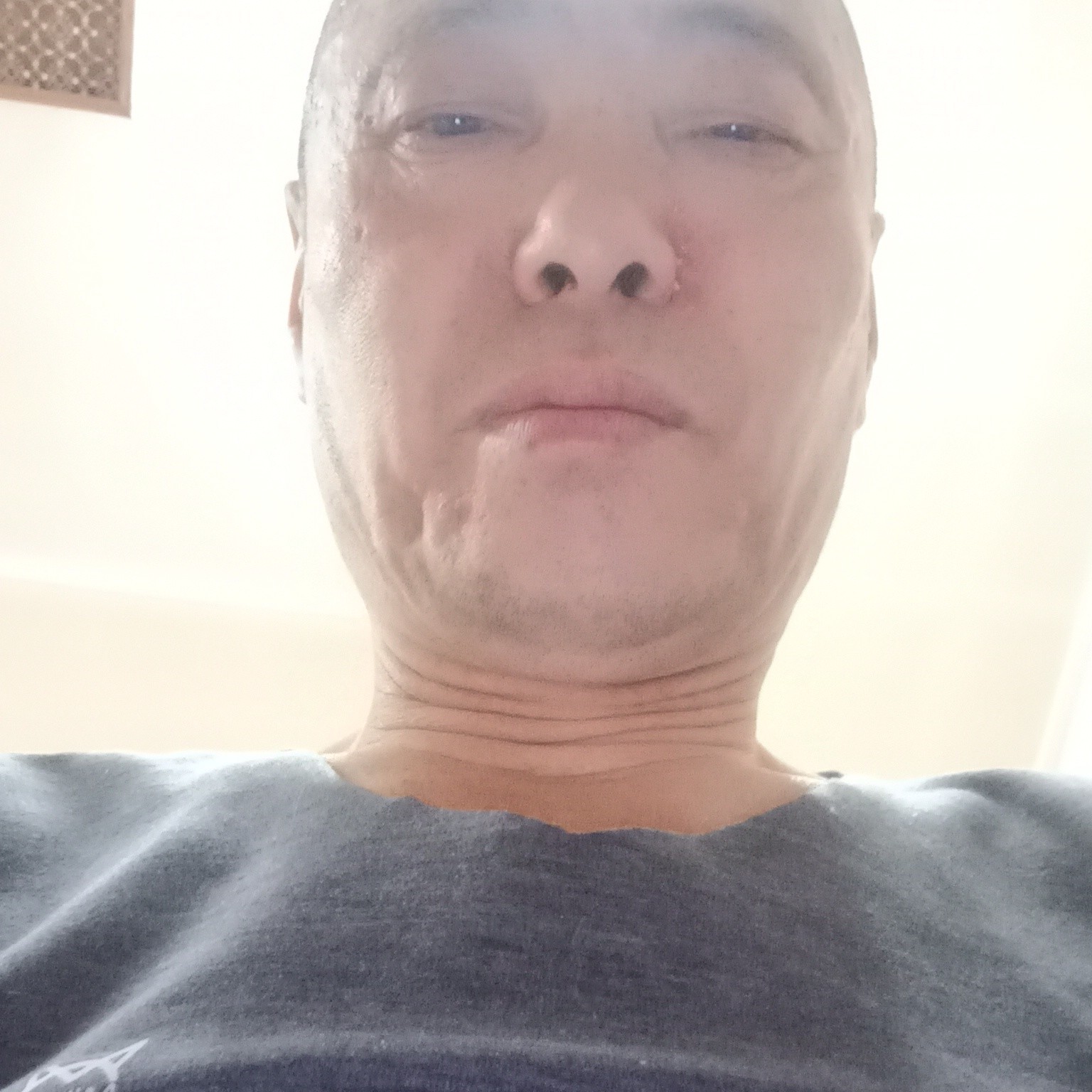 情动那靓丽的照片