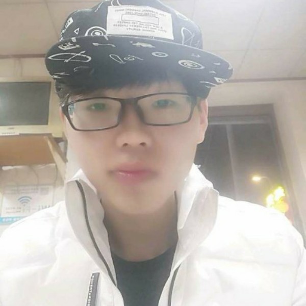 青琯绵密的照片