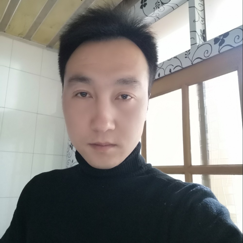 彩色拾忆毛衣的照片