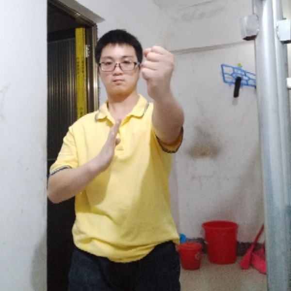 端庄扯时空的照片