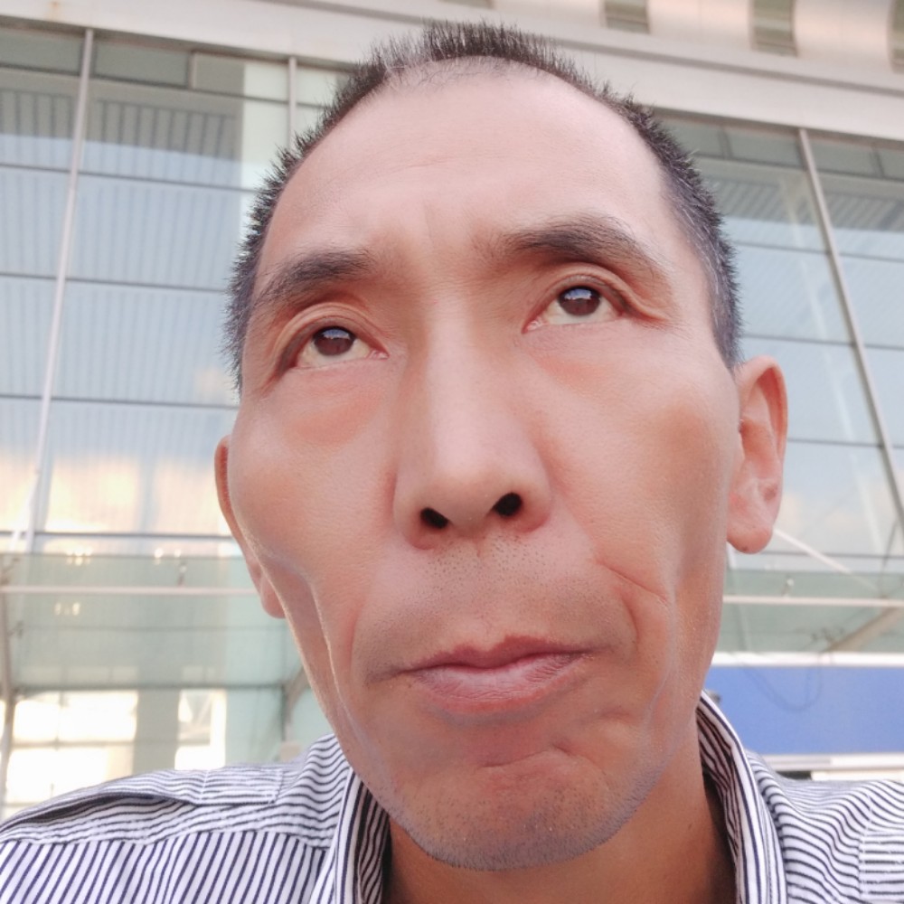 彪壮水杯的照片