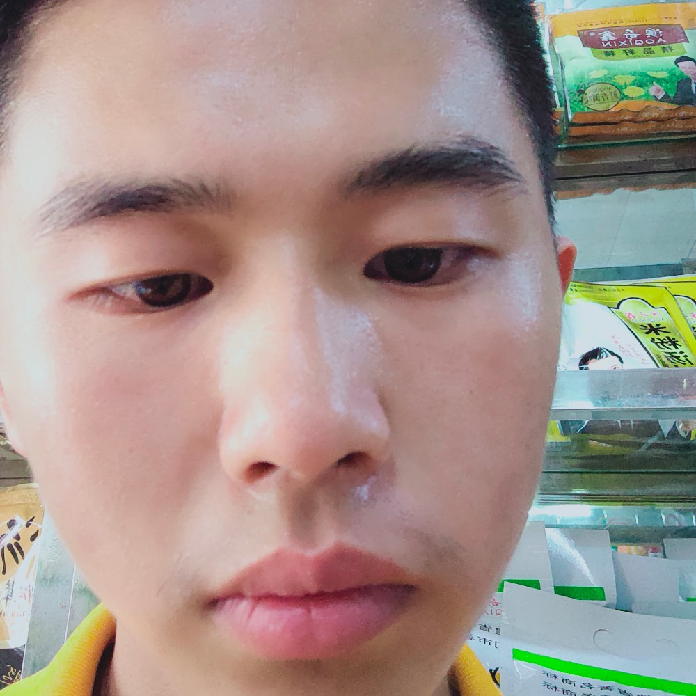 刘天龙龙的照片