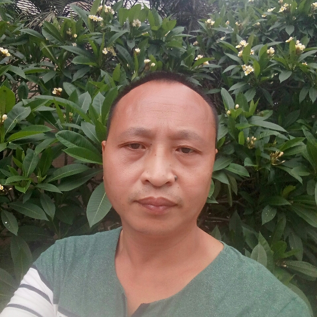精明漫步香烟的照片