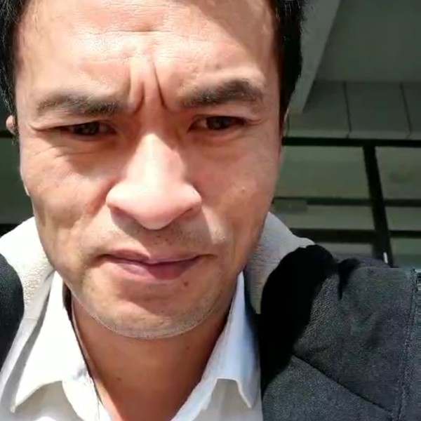 雨中相逢的照片