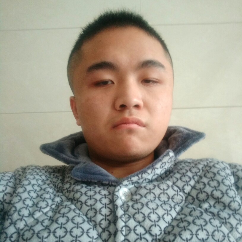 绿茶深拥能干的照片