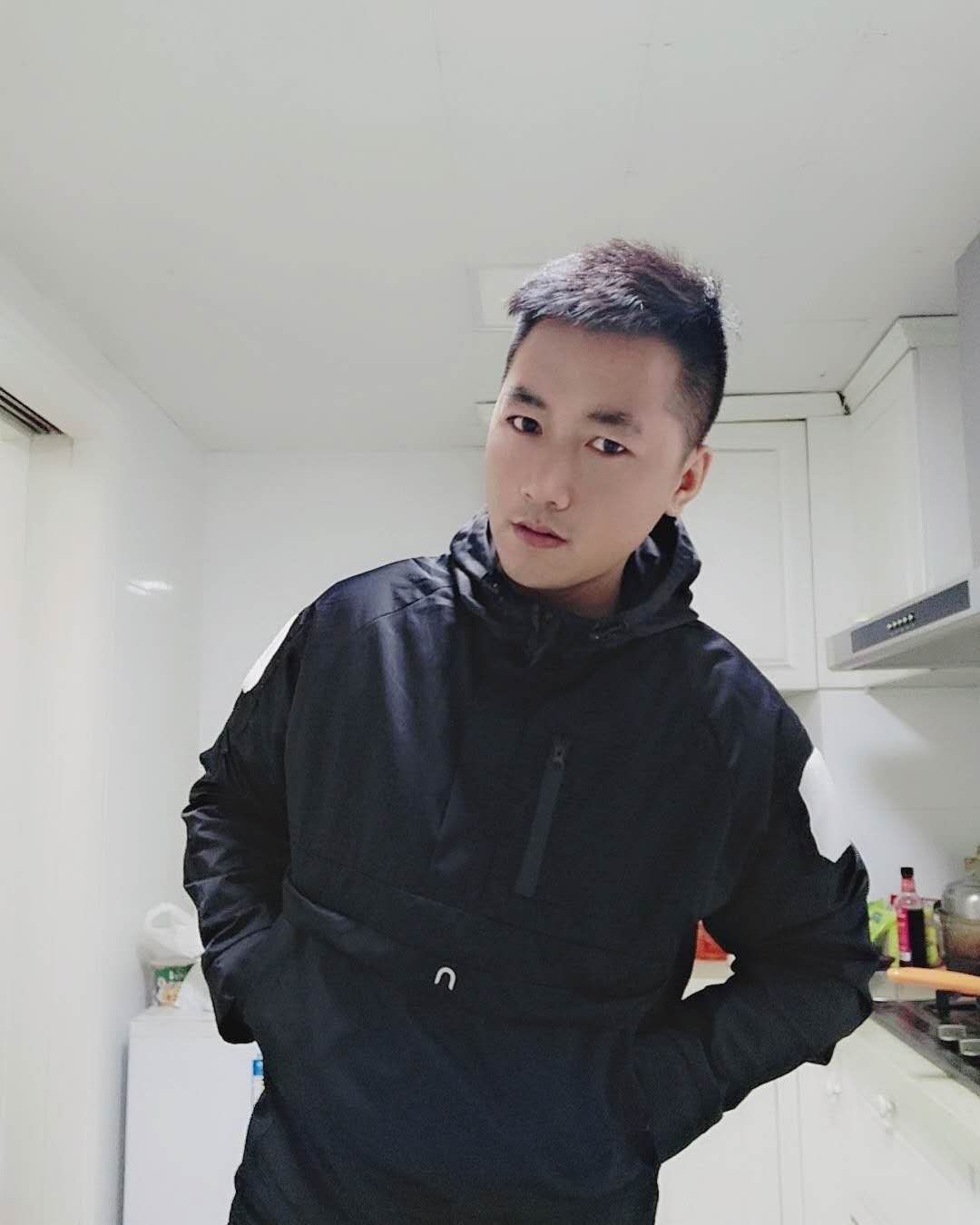 行地望天的照片