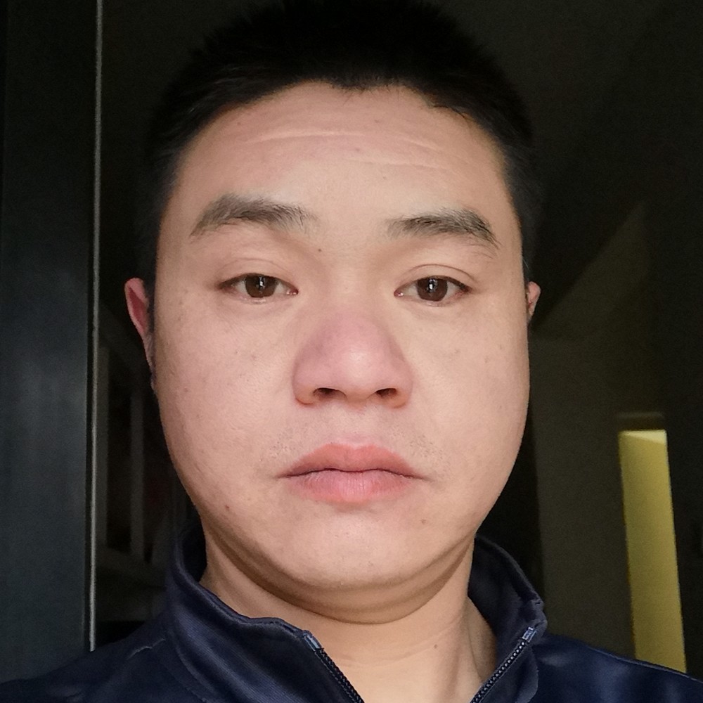 青琯矫情的照片
