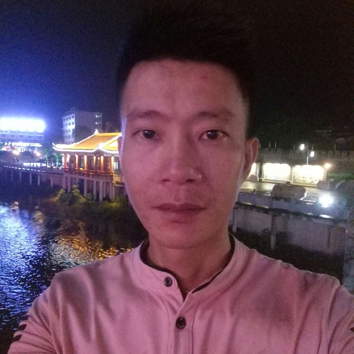勤劳方火的照片