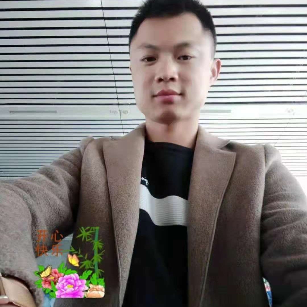 窦崇轩的照片