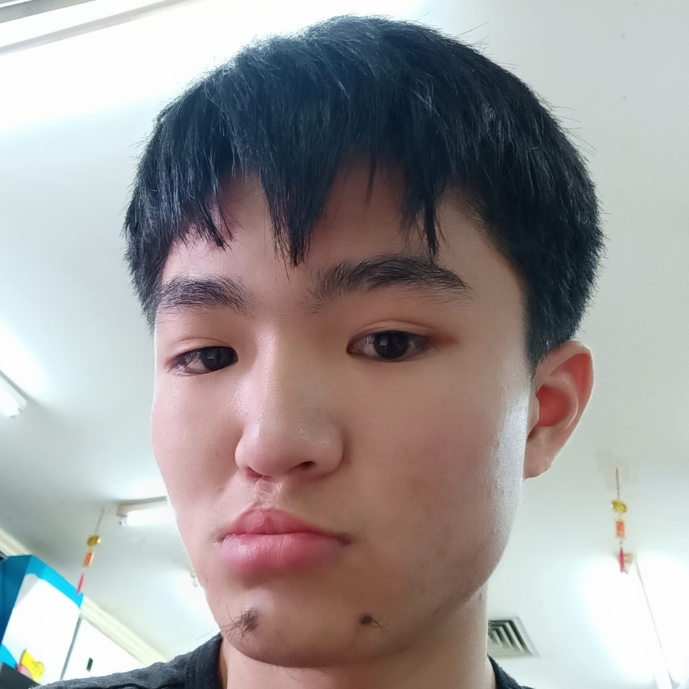 舒心扯书包的照片