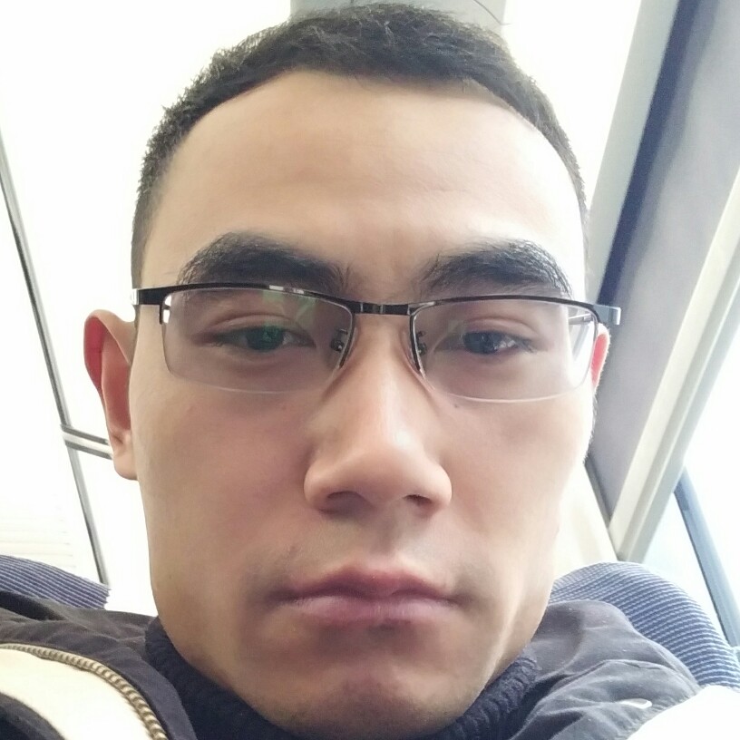 侯浪的照片