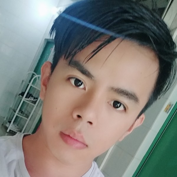 黄锦聪的照片