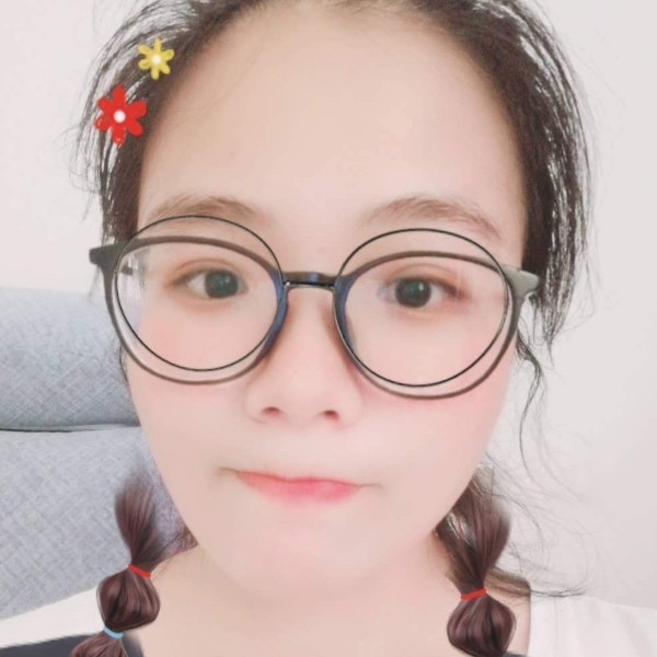 坚强蹙眉灯泡的照片