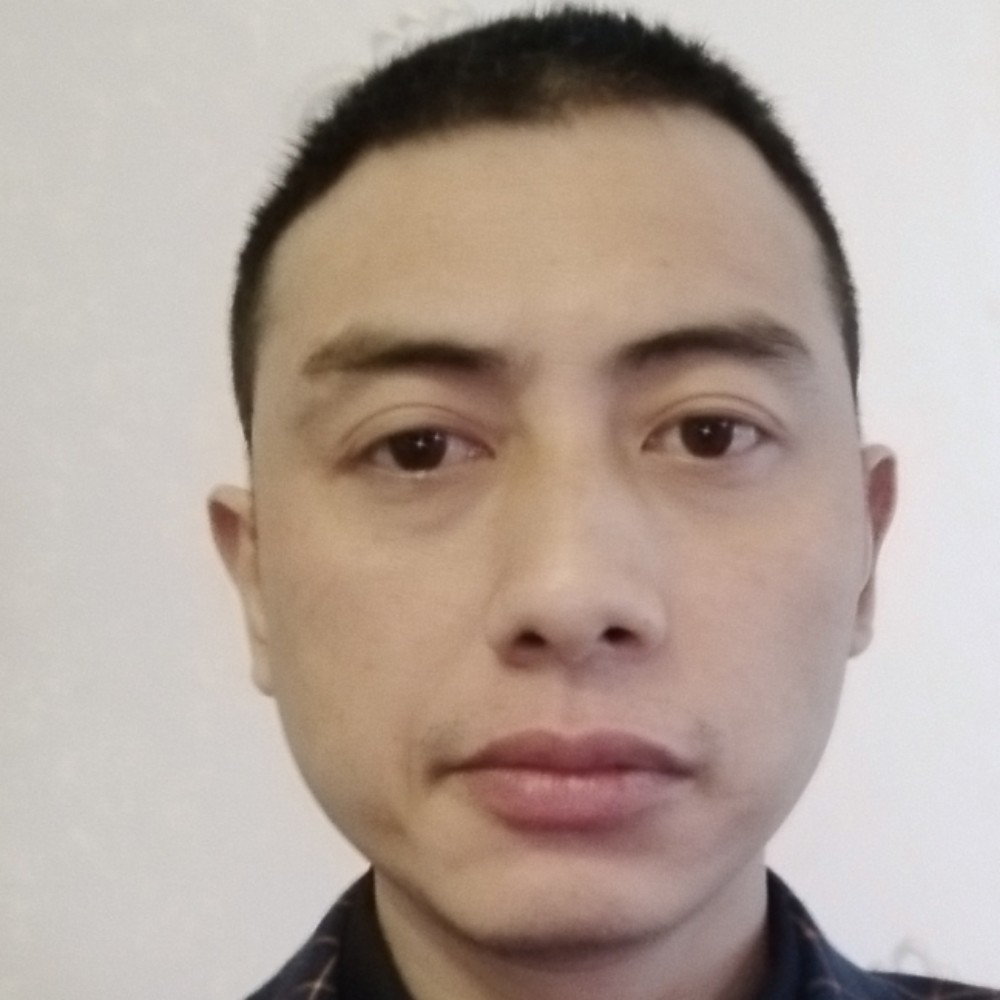 张元忠的照片