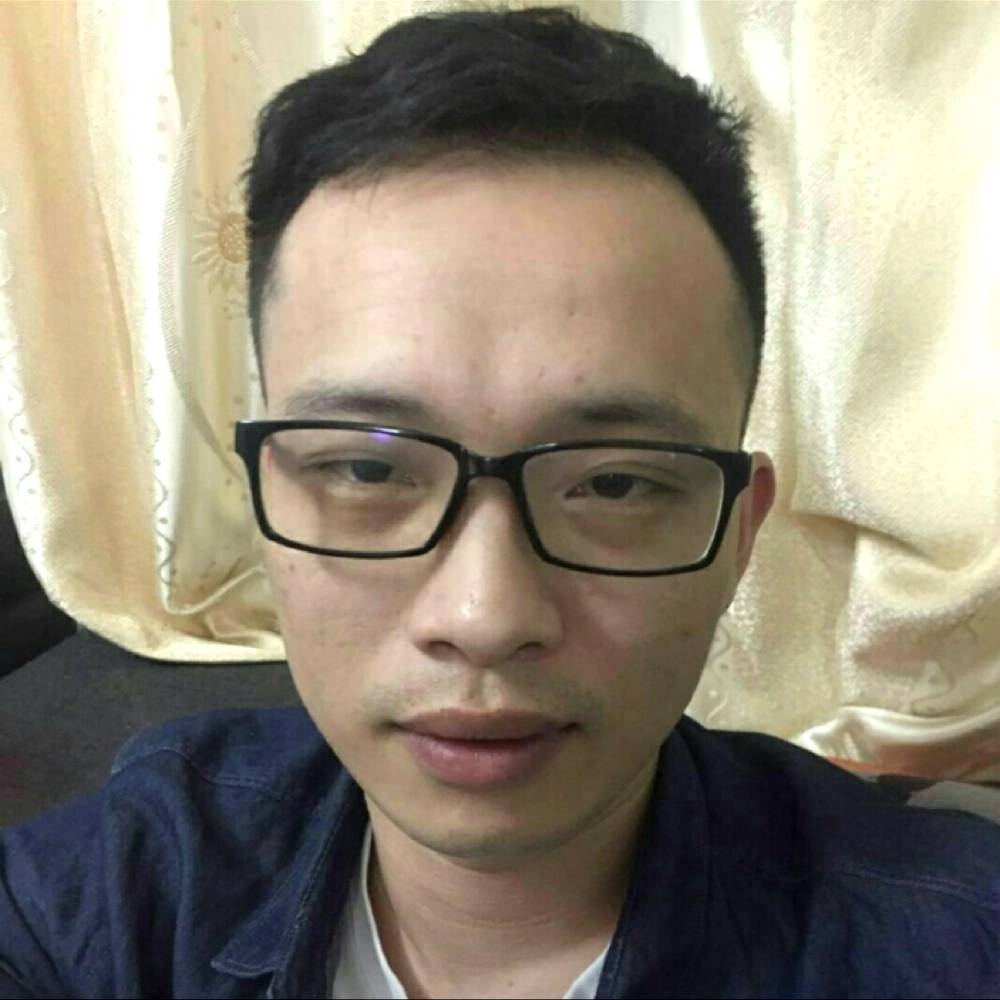 小鸭子甜甜的照片