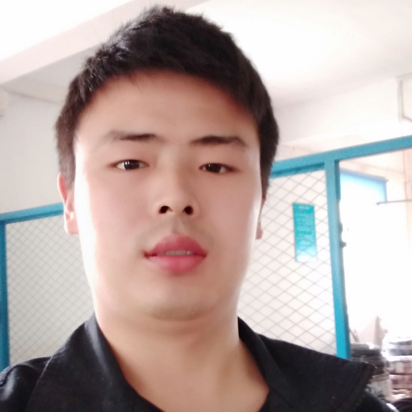 等待保卫白云的照片