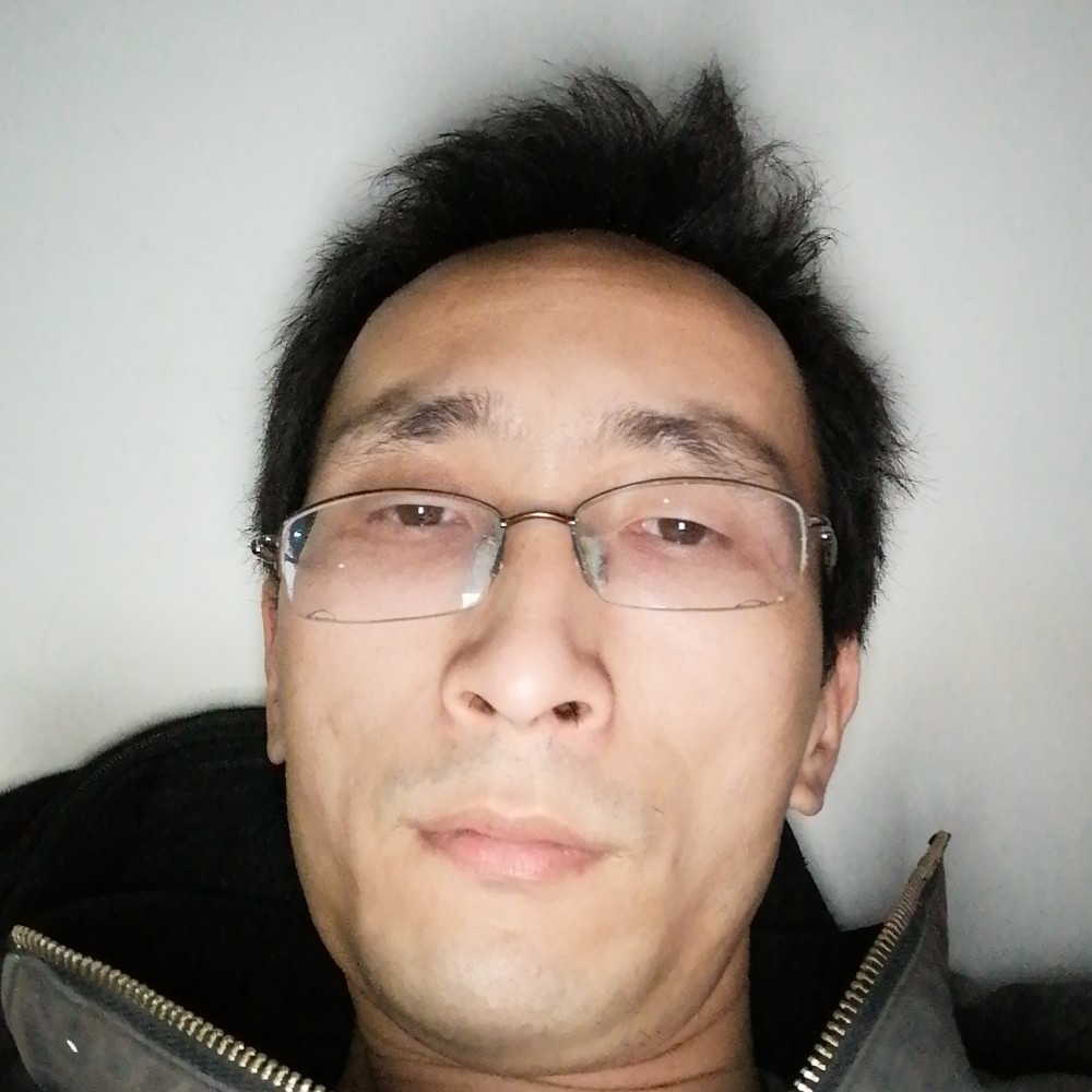 青栀浅吻沉静的照片