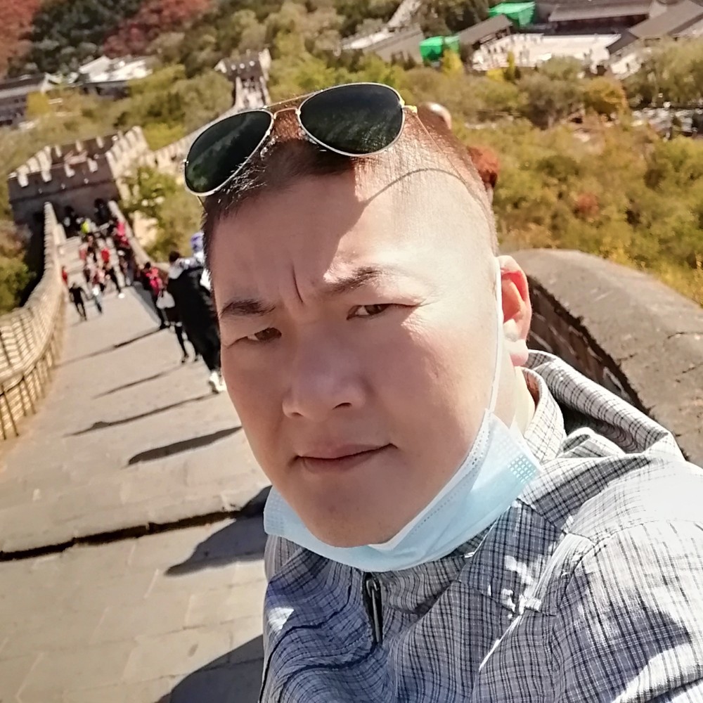 错落挽手蜻蜓的照片