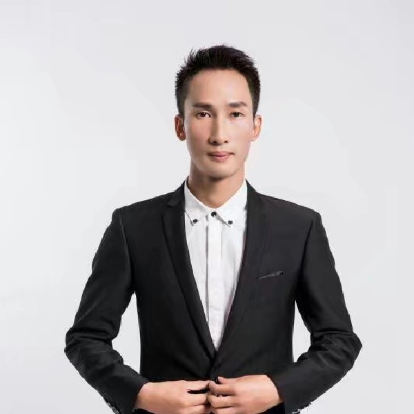 何小辛的照片