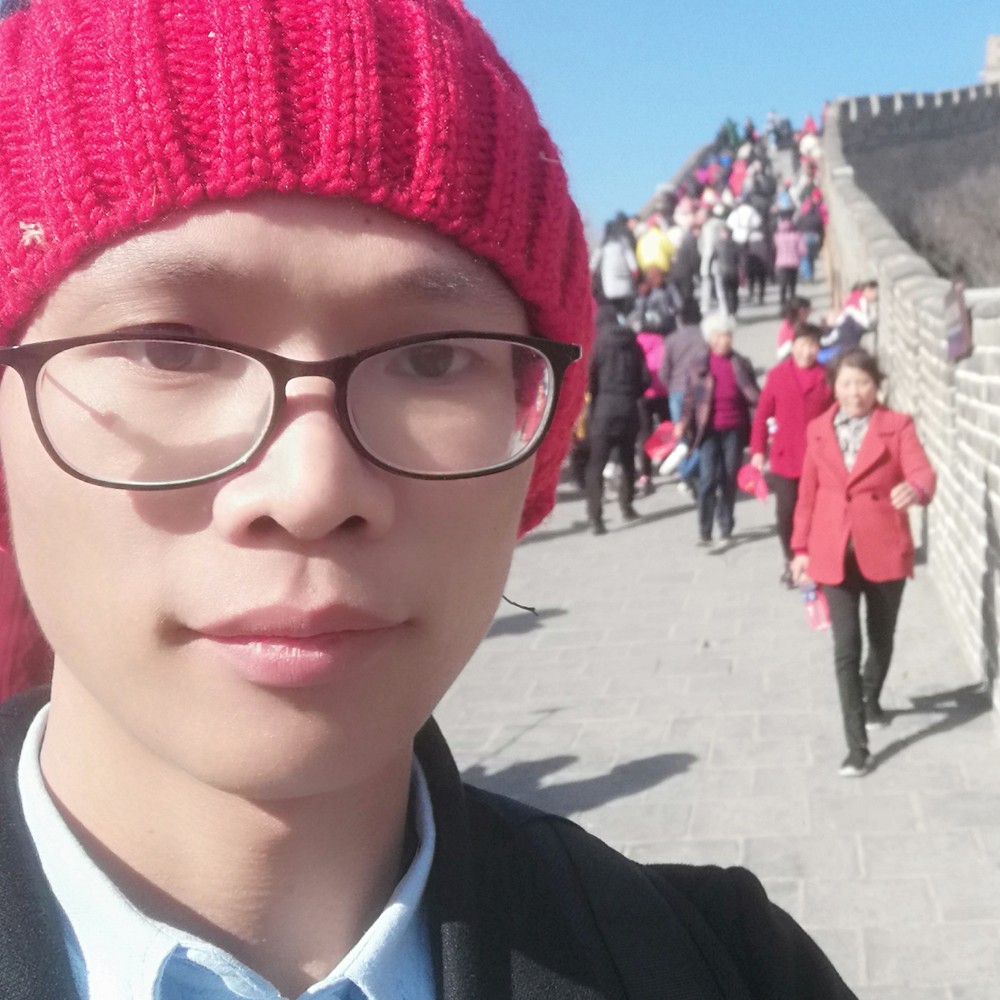 农家子弟书生气的照片