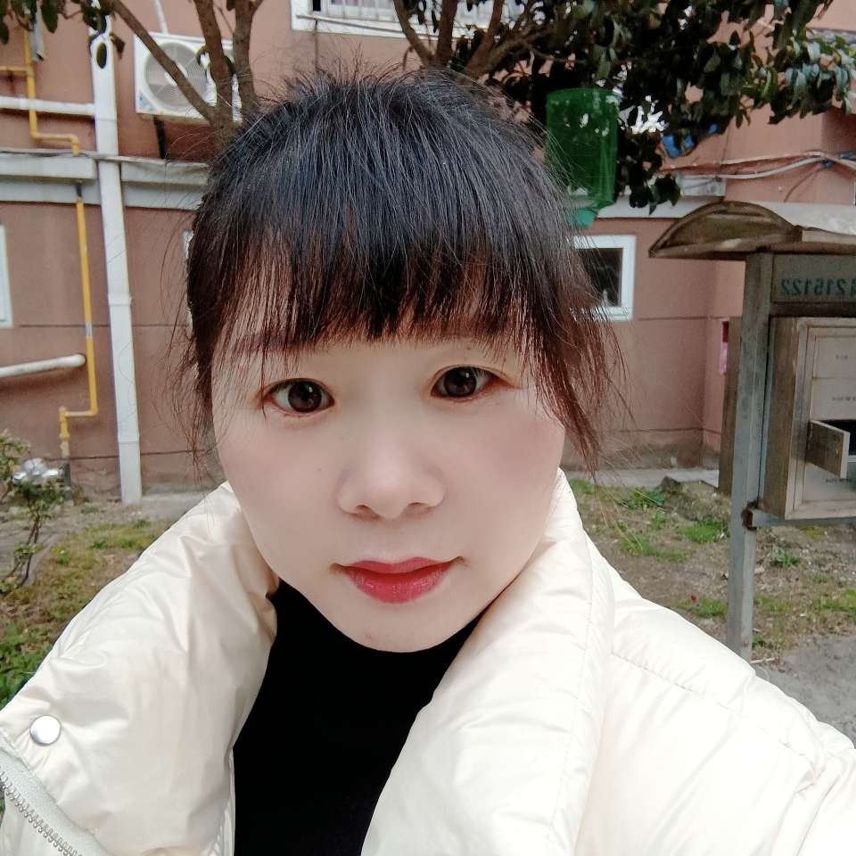 结实用飞机的照片