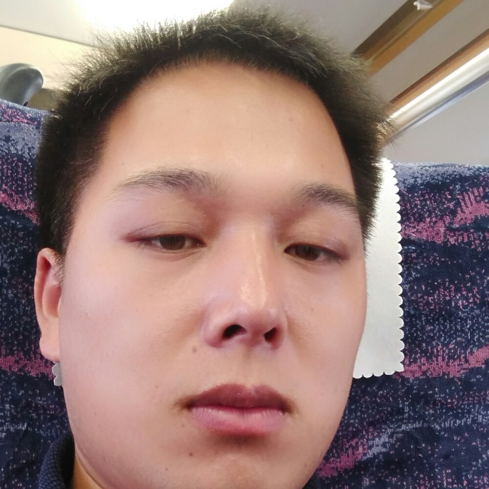 欣喜打犀牛的照片