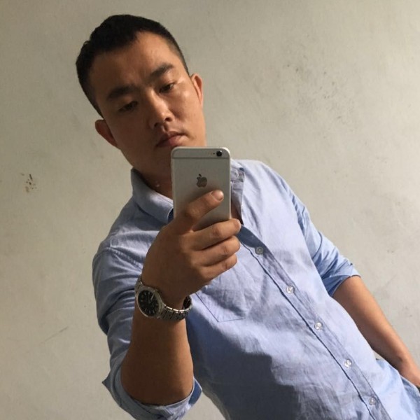 乐曲俊逸的照片
