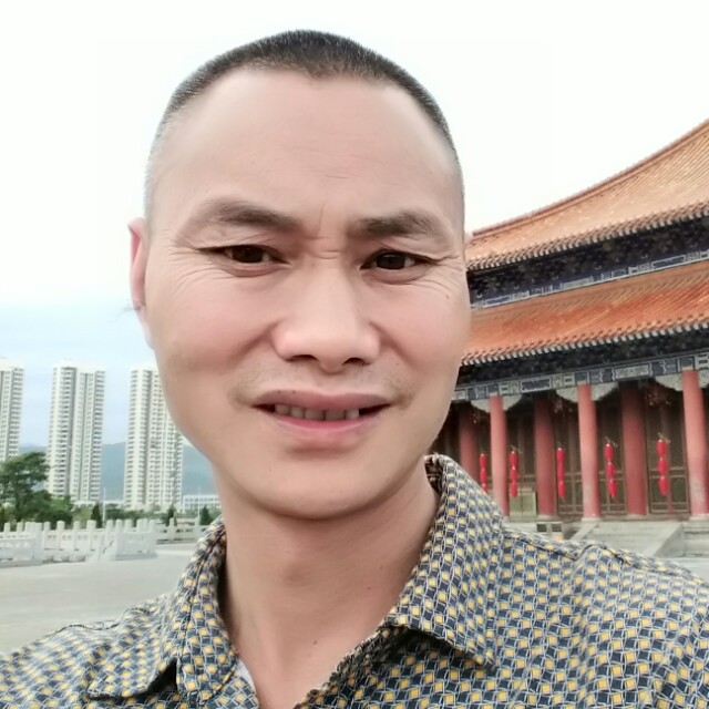 踏实化羽的照片