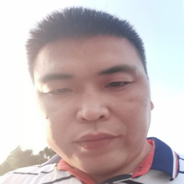 暖阳放弃高高的照片